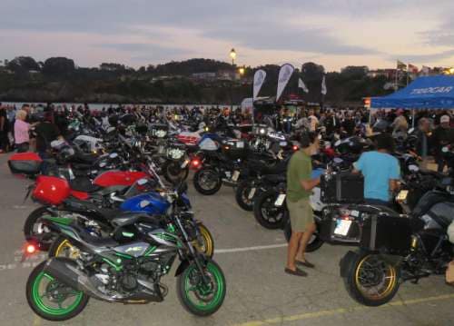 Ruta Motera Nocturna Lluvia de Estrellas