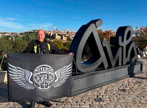 bandera Moteros Norteños en Avila