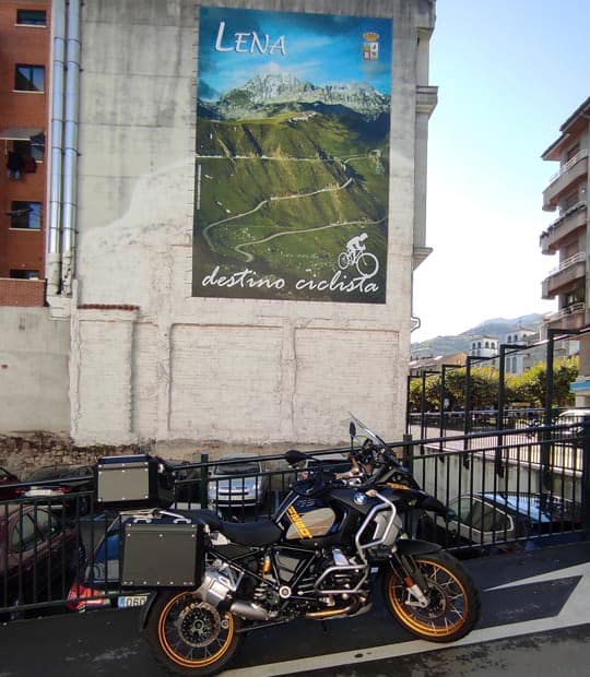 Lena destino ciclista